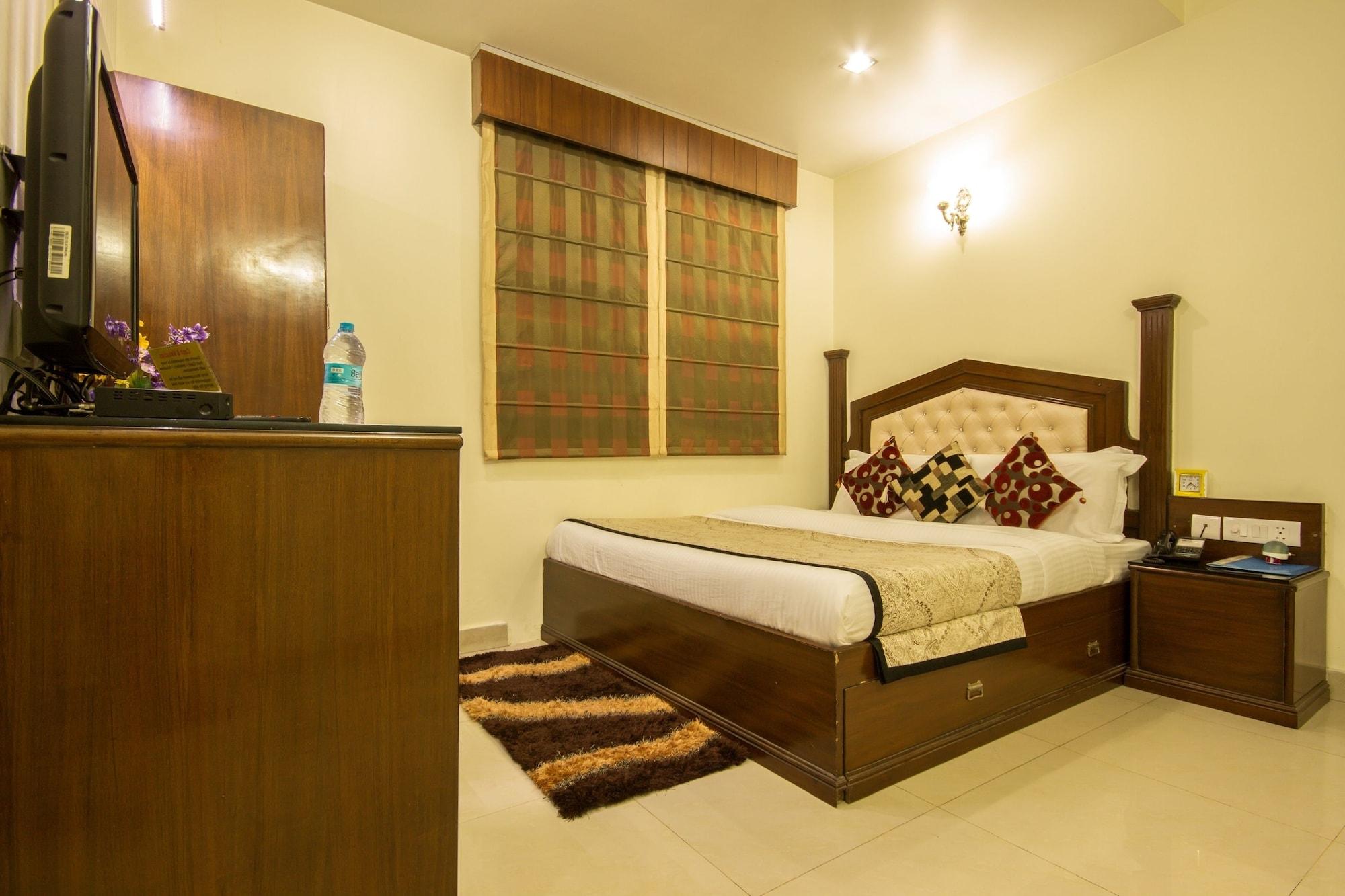 Grand Park Hotel
